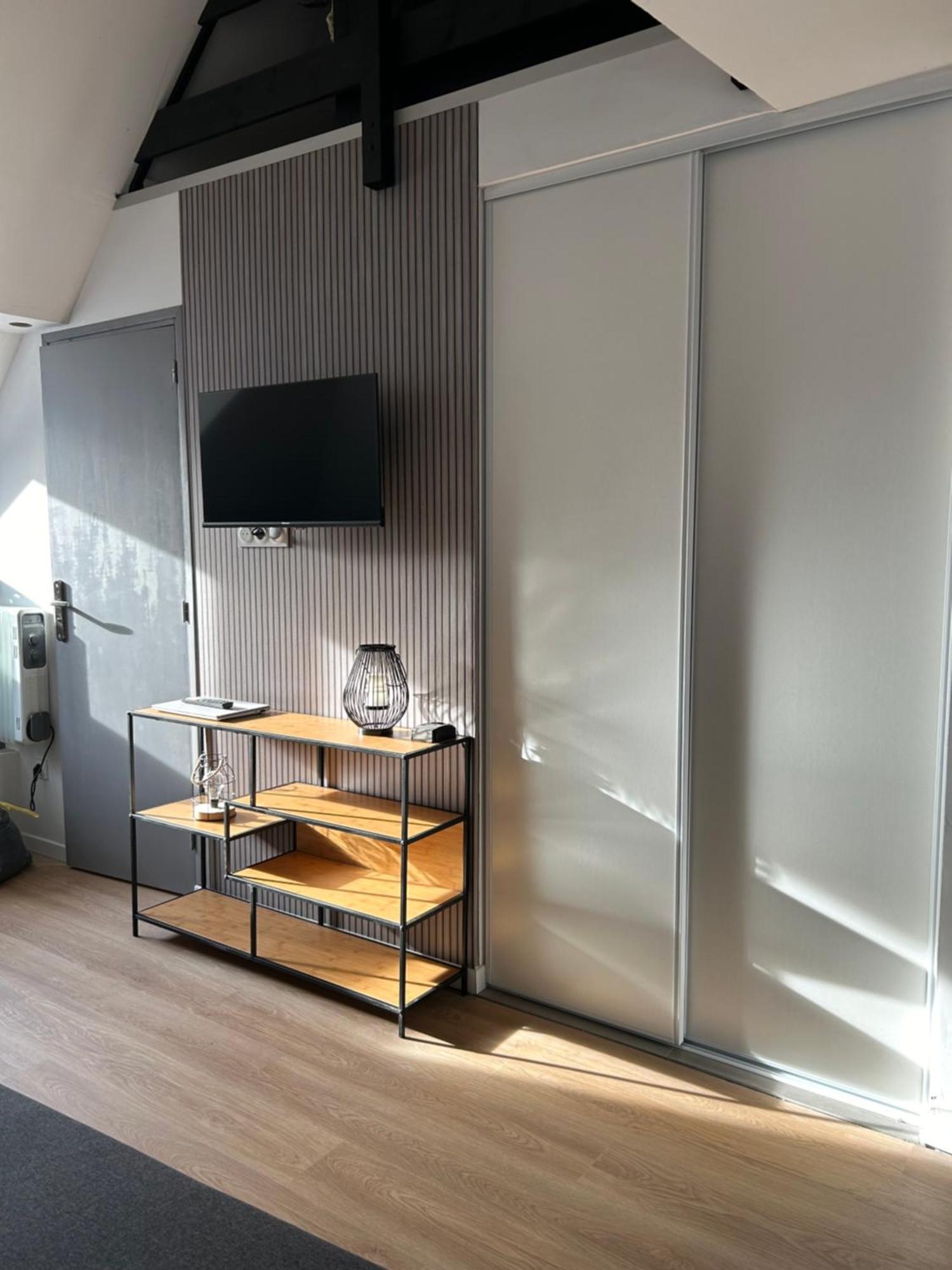 Ferienwohnung Le Repos De La Meuse Givet Exterior foto