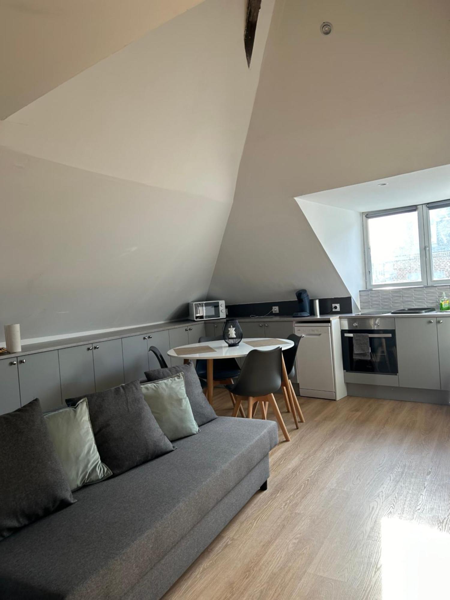 Ferienwohnung Le Repos De La Meuse Givet Exterior foto